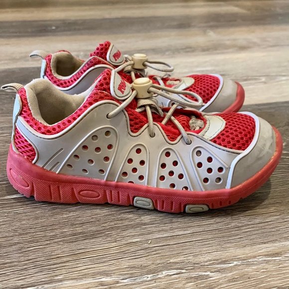 RocSoc Extreme Girls Size 11 Water Shoes - Picture 2 of 8